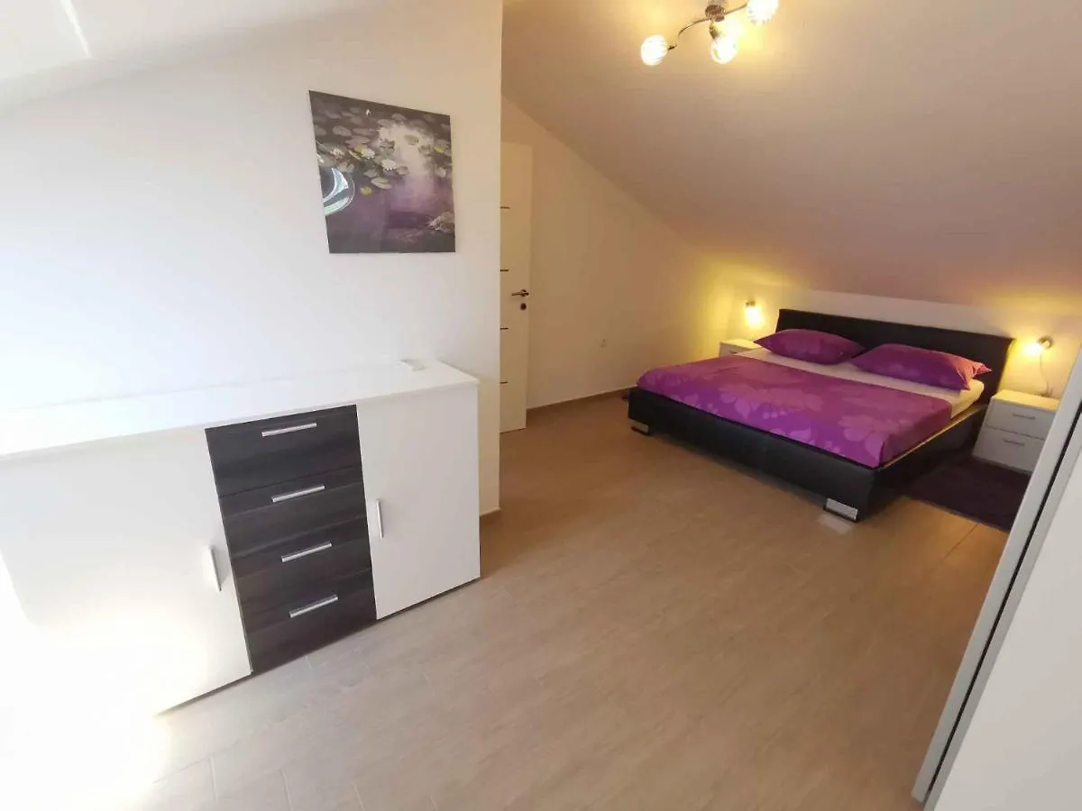 Apartment In Crikvenica 5739 Драмаль 0*,  Хорватия