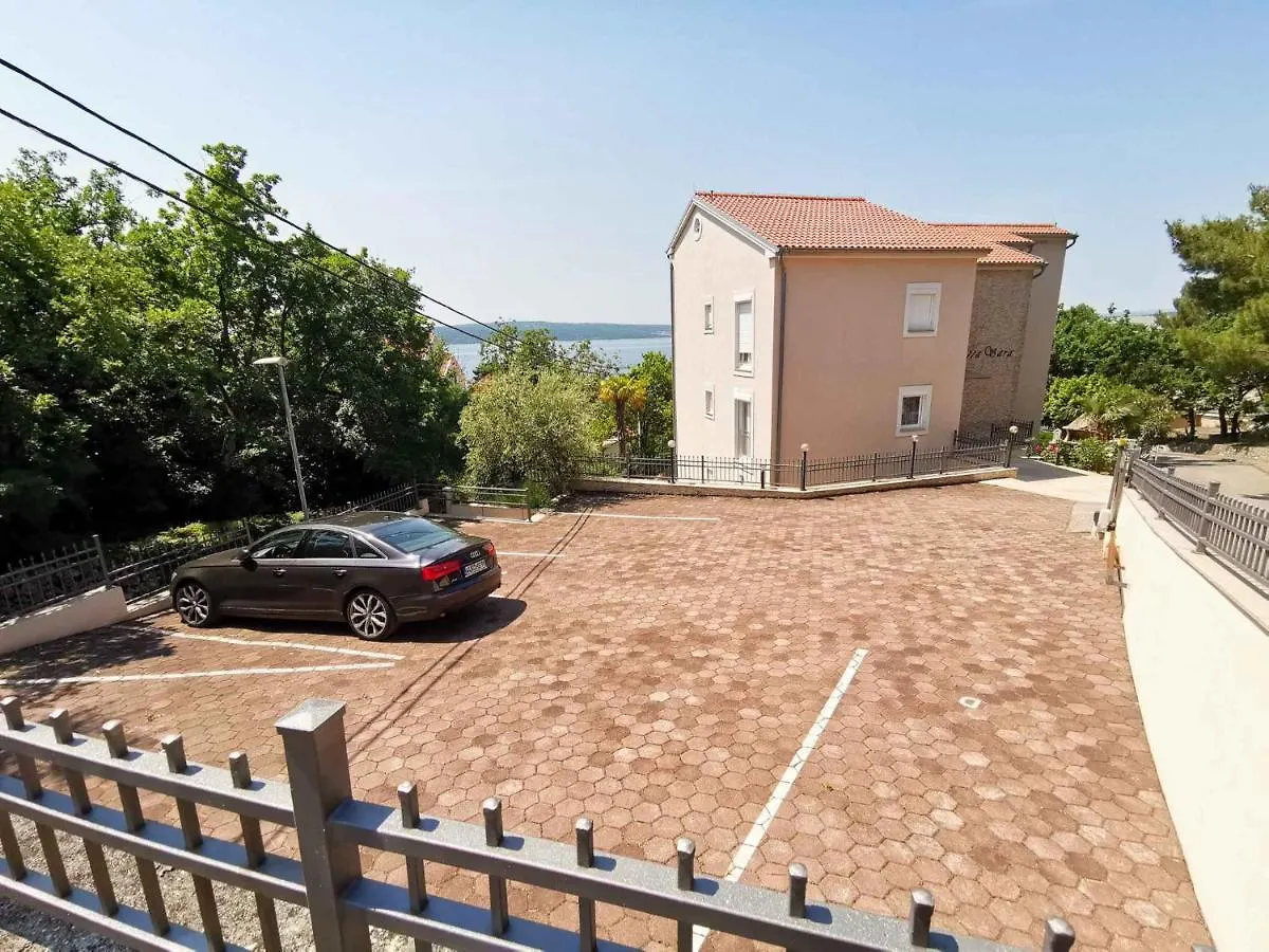 Apartment In Crikvenica 5739 Драмаль